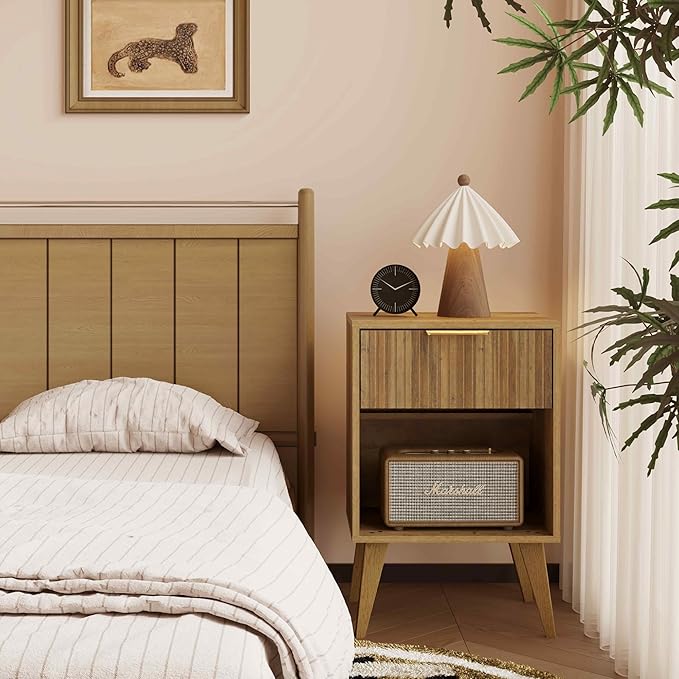 Fluted Night Stand with Opening Storage,Mid Century Bedside Table with Drawer,Wood Nightstand with Legs,End Table Side Table for Living Room,Bedroom,Caramel Oak 11.8"Dx15.7Wx 25.2"H CTG56BR