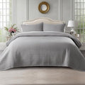 KASENTEX Oversized Queen Quilt Set 102"x106" – Soft Washed 3-Layer Lightweight Bedspread, Minimalist Nordic Design, All-Season Spring & Summer Quilt Set (1 Quilt + 2 Pillow Shams), Solid Grey