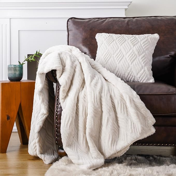 BATTILO HOME White Faux Rabbit Fur Blanket for Bed, Large Cream Faux Fur Throw Blanket 60"x80" with 1 Fur Pillow Cover 18"x18", Comfy Soft Cozy Mink Blanket for Couch