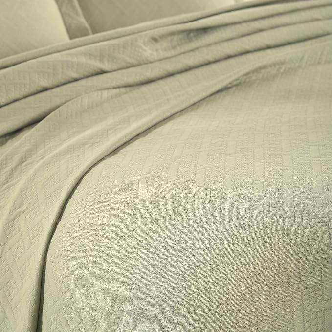 Superior 100% Cotton Basket Weave Bedspread with Shams, All-Season Premium Cotton Matelasse Jacquard Bedding, Quilted-Look Geometric Basket, Full, Sage