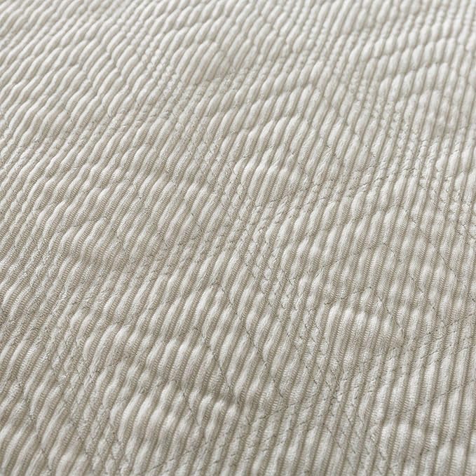 HoneiLife Bedspread Quilt Set Queen - 3 Piece Embroidered Corduroy Bedspreads Luxurious Coverlet Lightweight Bedcover Warm Bedding Set All Season Quilts-Greyish White, Queen Size