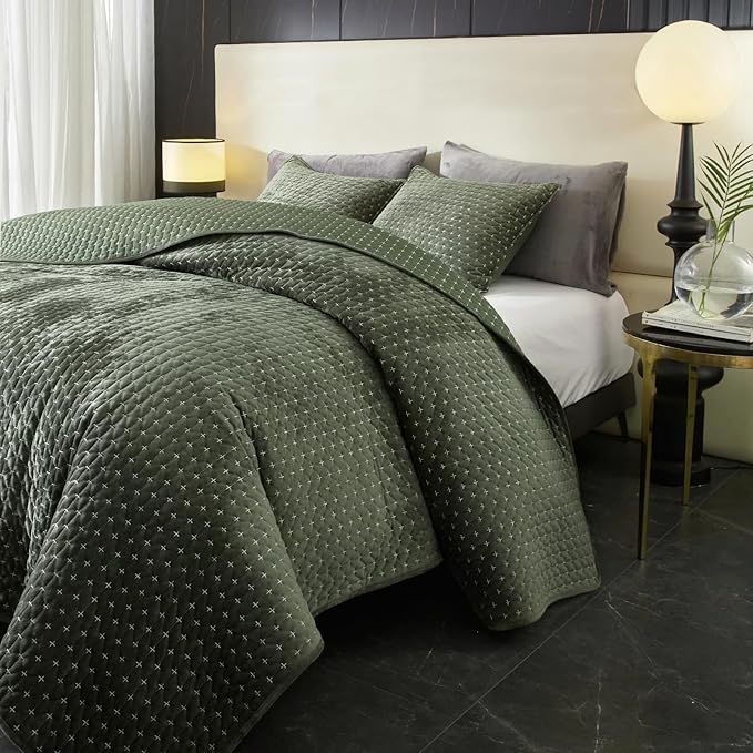 Velvet Quilt King Size, Oversized Bedspread Quilted Bedding Set, Luxurious Soft Coverlet Set Lightweight Velvet Comforter for All Season with 2 Pillow Shams, 96x106" Army Green Striped Quilt Set