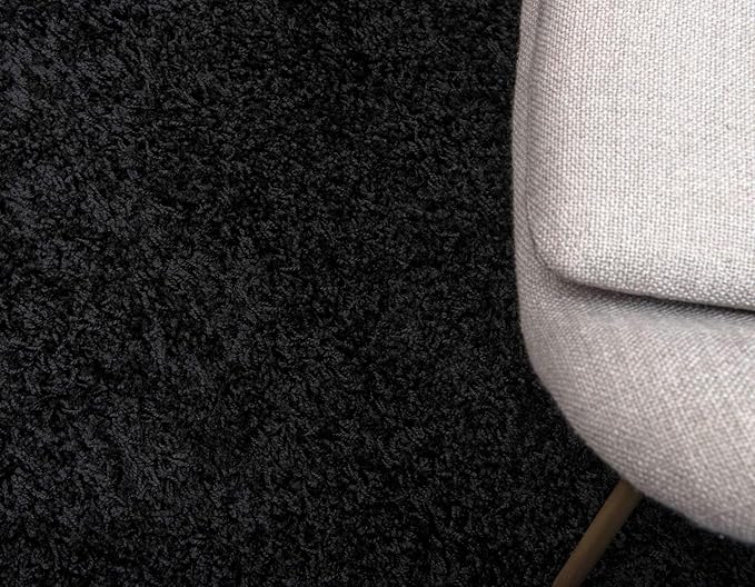 Unique Loom Solid Shag Collection Area Rug (2' 6" x 16' 5" Runner, Jet Black)