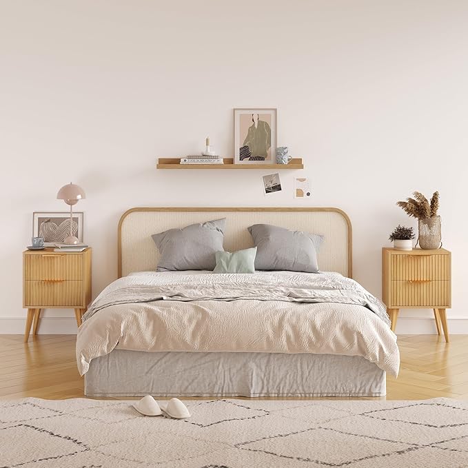 YAUKOMEL Fluted Nightstand,Small Bedside Table,Natural Wood Night Stand,Light Wood Side Table with Solid Wood Legs,End Table for Bedroom,Small Space 11.8" D x 16" W x 22.4" H Natural CTG55Y