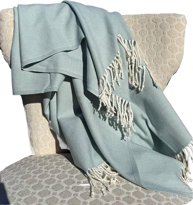 Alashan Cotton Acrylic Adirondack Herringbone Woven Throw (Aqua Haze)