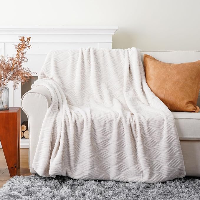 BATTILO HOME White Faux Fur Throw Blanket for Couch, Bed, Cream Faux Rabbit Fur Blanket Throw 50"x60", Blanket, Ivory Blanket with 1 Fur Pillow Cover, 18"x18"