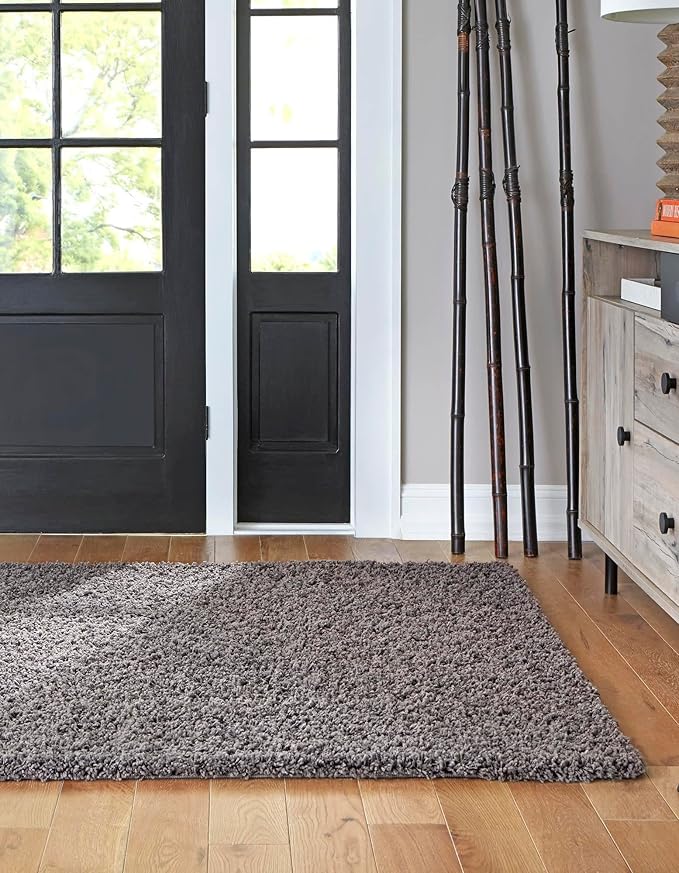 Unique Loom Solid Shag Collection Area Rug (4' 1" x 6' 1" Rectangle, Graphite Gray)