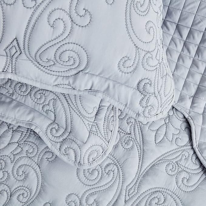 CHIXIN Bedspread Coverlet Quilt Set Full Size - Lightweight Bedding Cover - Beautiful Stitching - 5 Piece Reversible Bedspread - Luxury Damask Paisley Pattern (Full, Light Grey)