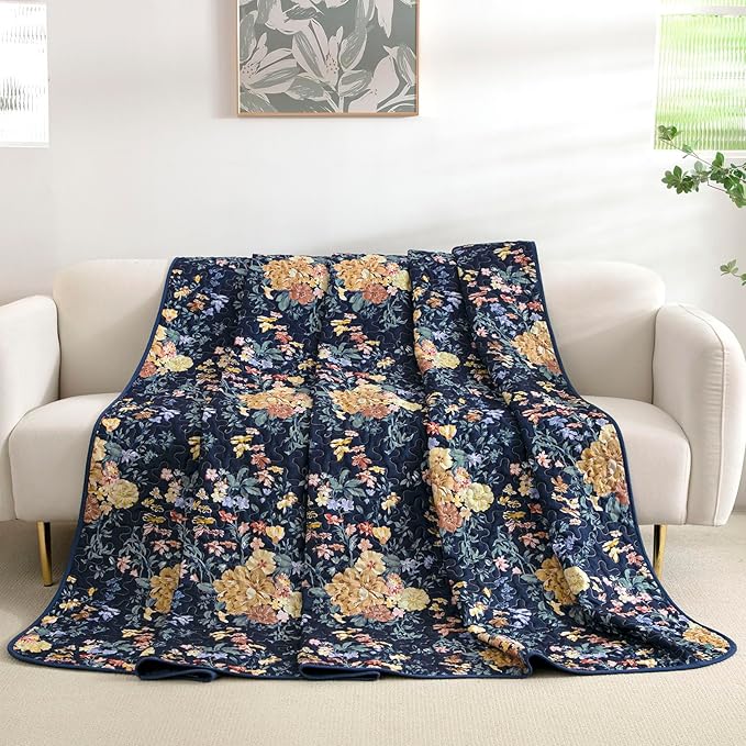 WONGS BEDDING Quilt Queen Size, Navy Blue Quilt Bedding Set with 2 Pillowcases, Botanical Quilt for Queen Bed, Soft Microfiber Lightweight Coverlet Bedspread for All Season (96"×90", 3 Pieces)