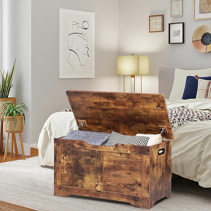Timberer 31.5" Storage Chest, Wooden Storage Bench, Lift Top Toy Chest with 2 Safety Hinges, Large Toy Box, Entryway Shoes Bench for Living Room, Bedroom, Rustic Brown