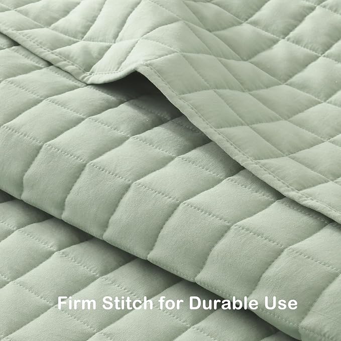HORIMOTE HOME Asakusa Green Ruffled Quilt Set Queen Size, Geometric Square Stitched Pattern, Pre-Washed Farmhouse Shabby Chic Microfiber Lightweight Bedding Set Bedspread Coverlet for All Season