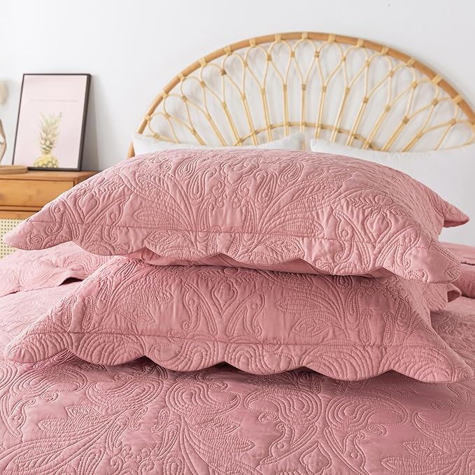 HoneiLife Queen Quilt Bedding Set - 3 Pieces Microfiber Quilt Sets Lightweight Bedspreads Reversible Coverlets Rustic Bed Cover Floral Bedding Set All Season Quilts-Pink