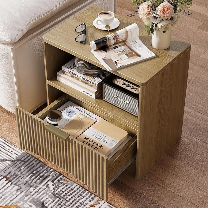 Fluted Nightstand Set of 2, MCM Mid Century Modern Bedside Tables with Drawer and Open Shelf, Minimalist Wood Bedside Table Fluted End Tables for Bedroom, Natural Oak