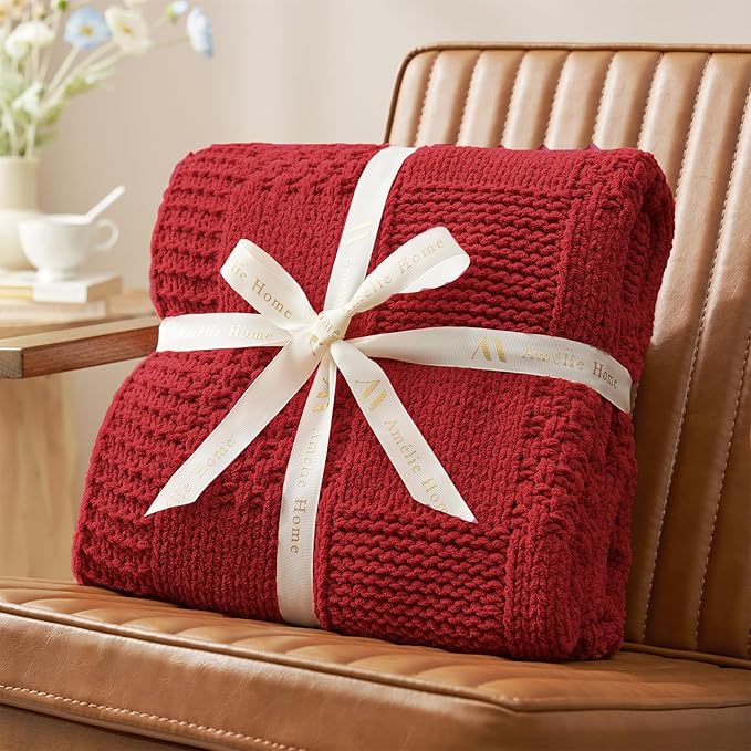 Amélie Home Checkered Chenille Knit Throw Blanket for Couch, Classic Texture Decorative Soft Blanket for Sofa, Chair & Bedroom, 50"x60", Christmas Red