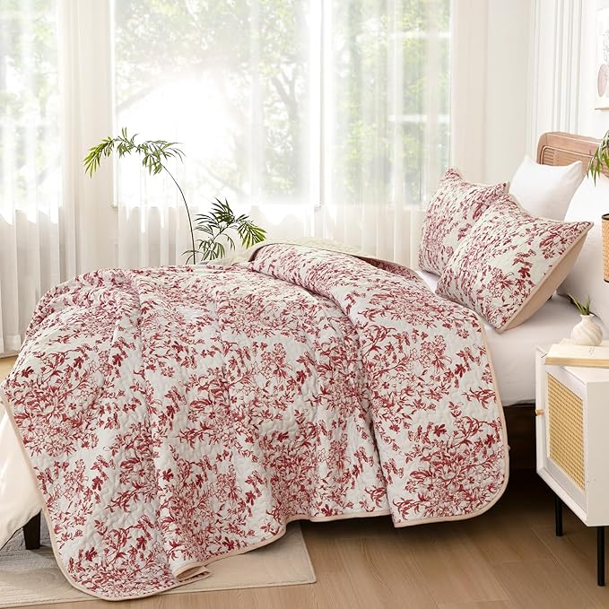 WONGS BEDDING Quilt Queen Size, Christmas Red Quilt Bedding Set with 2 Pillowcases, Botanical Quilts for Queen Bed, Soft Microfiber Lightweight Coverlet Bedspread for All Season (96"×90", 3 Pieces)