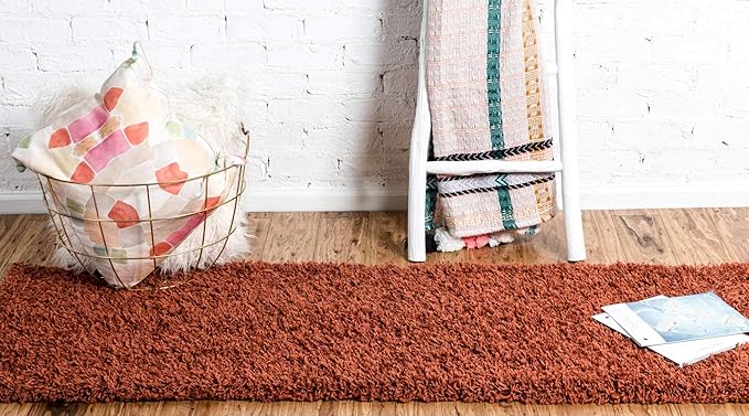 Unique Loom Solid Shag Collection Area Rug (2' 6" x 13' 1" Runner, Terracotta)