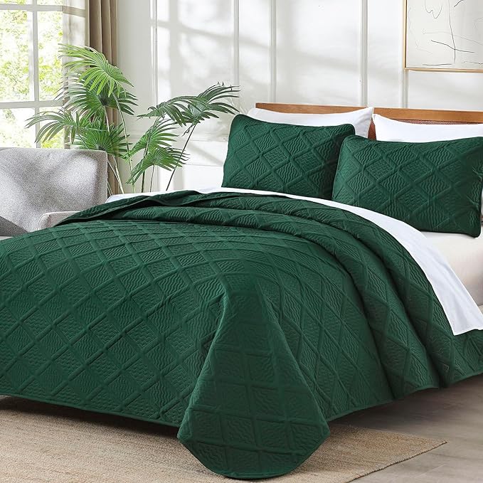 Yiran Quilts King Size, Emerald Green Spring Summer Bedspread Bedding Set, 3 Pieces Diamond Pattern Thin Lightweight Coverlet with 2 Pillow Shams for All Season 106x96 Inch