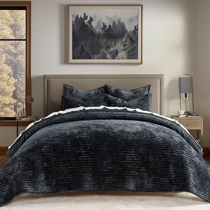 EVERGRACE Velvet Quilt Set King Size, Luxurious Soft Striped Channel Bedding Set, Lightweight Velvet Comforter for All Season, Oversized Bedspread Coverlet with 2 Matching Shams, Black