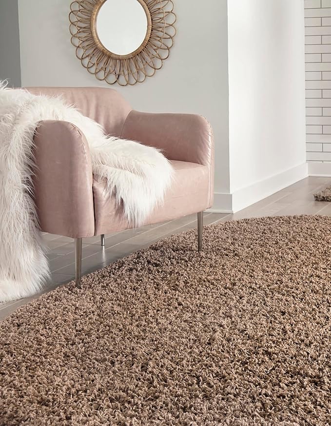 Unique Loom Solid Shag Collection Area Rug (3' 3" x 5' 3" Oval, Sandy Brown)