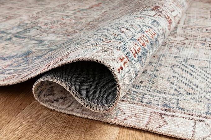 Loloi Chris Loves Julia Jules Collection JUL-07 Natural/Ocean 3'-6'' x 5'-6'', .13" Pile Height, Accent Rug