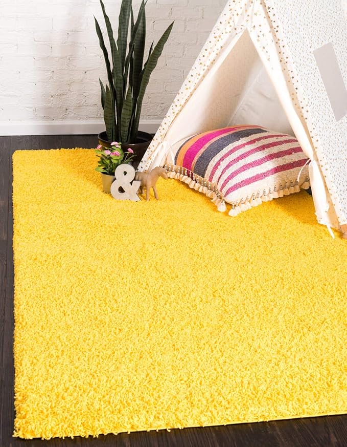 Unique Loom Solid Shag Collection Area Rug (7' 10" x 10' Rectangle, Tuscan Sun Yellow)