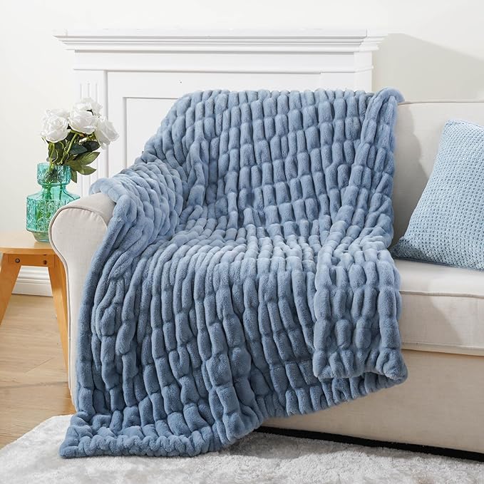 BATTILO Soft Faux Fur Blanket, Large Double Sided Super Soft Fur Blankets and Throws Faux, Bluish Grey Throw Blanket Cozy Blanket Minky Blanket for Bed, Living Room, 60x80 Inches