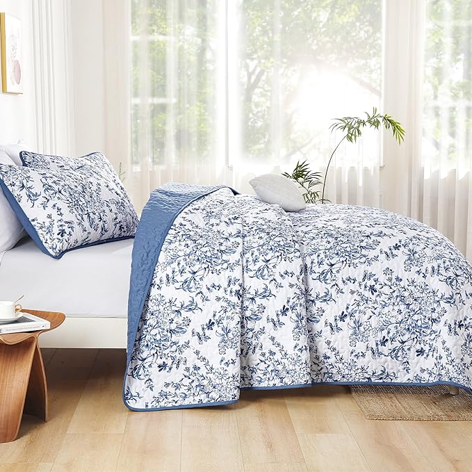 WONGS BEDDING Quilt King Size, Blue Quilt Bedding Set with 2 Pillowcases, Botanical Quilt for King Bed, Soft Microfiber Lightweight Coverlet Bedspread for All Season (110"×90", 3 Pieces)