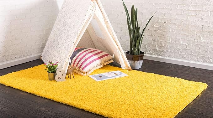 Unique Loom Solid Shag Collection Area Rug (8' x 11' Rectangle, Tuscan Sun Yellow)