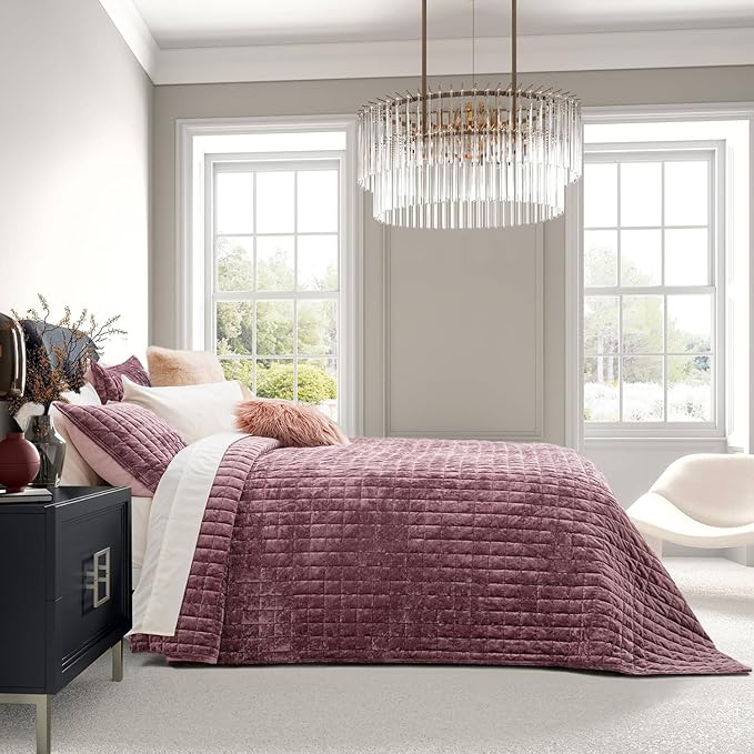 RECYCO Luxury Velvet Quilt Set Twin/Twin XL Size, Lightweight Velvet Comforter Set, Oversized Bedspread Coverlet Quilted Bedding Set, with 1 Matching Pillow Sham, for All Season, Dusty Mauve Pink