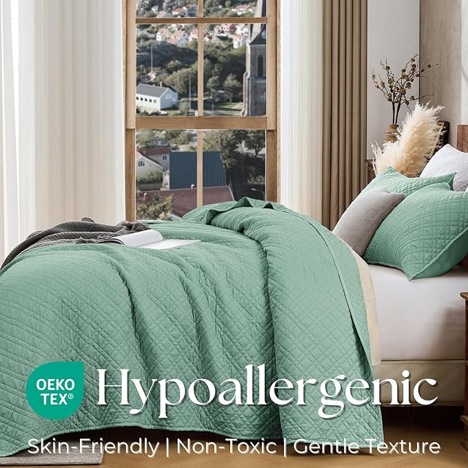 Cali King Quilt Set with Shams Lightweight Quilted Bedspread Coverlet Thin Comforter Bed Cover Vintage Washed Quilted Blanket for All Season, Brushed Microfiber Diamond Stitching, Green, 111"x92"