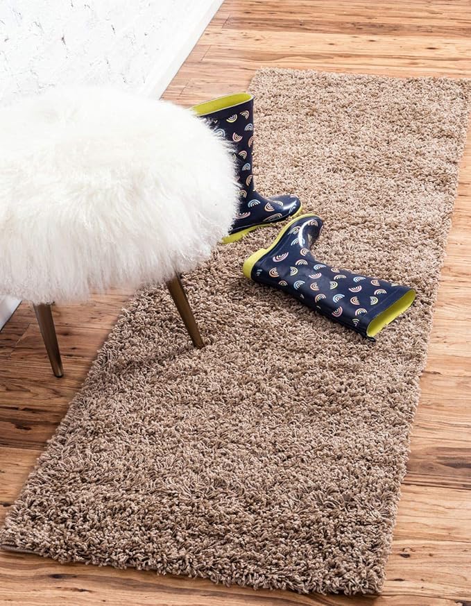 Unique Loom Solid Shag Collection Area Rug (2' 6" x 13' 1" Runner, Sandy Brown)