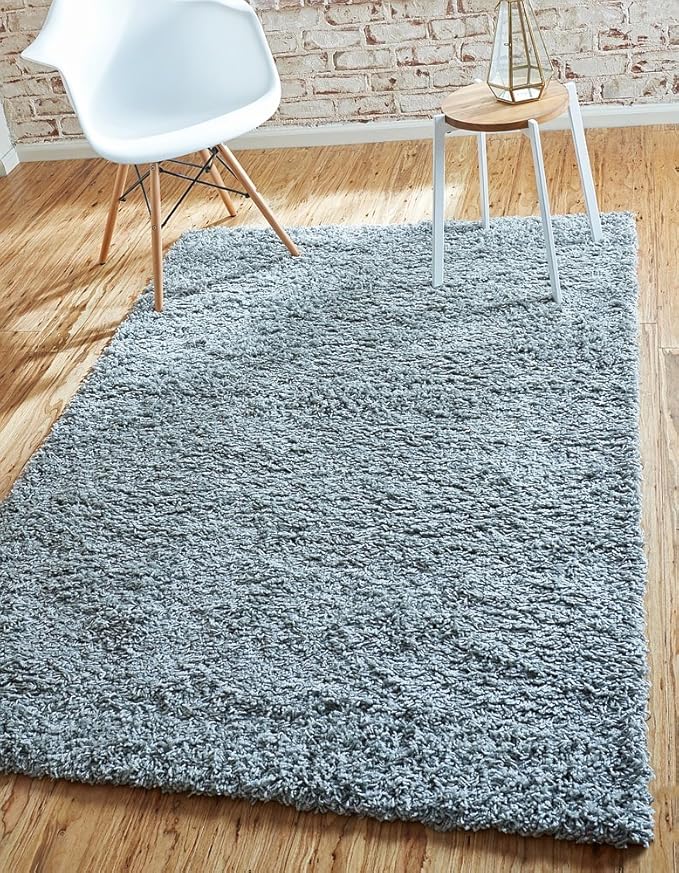 Unique Loom Solid Shag Collection Area Rug (4' 1" x 6' 1" Rectangle, Cloud Gray)