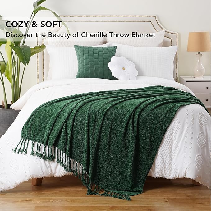 BATTILO HOME Chenille Knit Throw Blanket for Couch, Soft Cozy Christmas Green Knitted Throw Blanket with Fringe, Lightweight Blanket for Christmas Decoration, 50"x60"