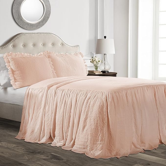 Lush Decor Ruffle Skirt Bedspread Set - 3-Piece Luxurious Farmhouse Bedding - Elegant Ruffle Detail - Timeless Style - Soft Lightweight Sheets - King, Blush