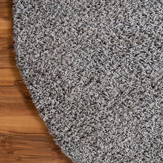 Unique Loom Solid Shag Collection Area Rug (5' 1" x 8' Oval, Cloud Gray)