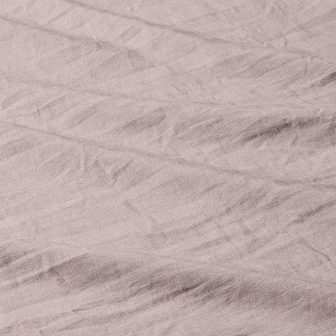 Amazon Basics Brushed Microfiber Comforter Set, Extra Soft with Natural Texture, 3-Piece, Queen/Full, Purple