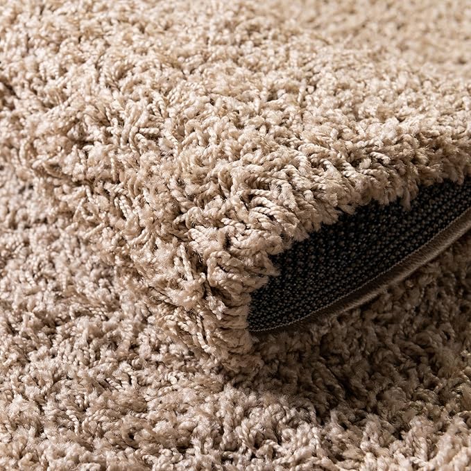 Unique Loom Solid Shag Collection Area Rug (4' 1" Round, Taupe)