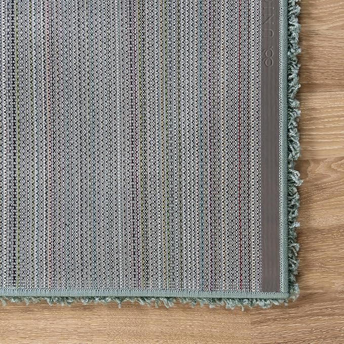 Unique Loom Solid Shag Collection Area Rug (6' 1" x 9' Rectangle, Light Slate Blue)