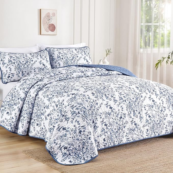 WONGS BEDDING Quilt King Size, Blue Quilt Bedding Set with 2 Pillowcases, Botanical Quilt for King Bed, Soft Microfiber Lightweight Coverlet Bedspread for All Season (110"×90", 3 Pieces)