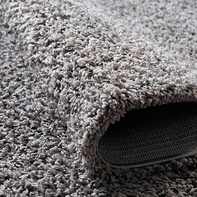 Unique Loom Solid Shag Collection Area Rug (4' 1" Round, Cloud Gray)