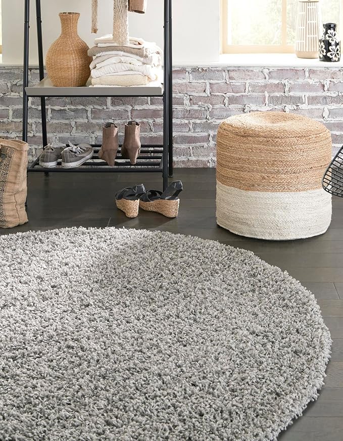 Unique Loom Solid Shag Collection Area Rug (4' 1" Round, Cloud Gray)