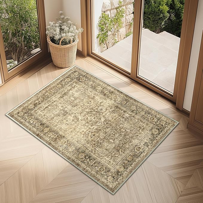 FMFUNCTEX Entryway Rug 2x3 Washable Brown Vintage Distressed Door Mat Non Slip Low Pile Indoor Carpet Soft Retro Floral Small Throw Area Rugs for Entry Way Entrance Bedroom Kitchen Bathroom Laundry