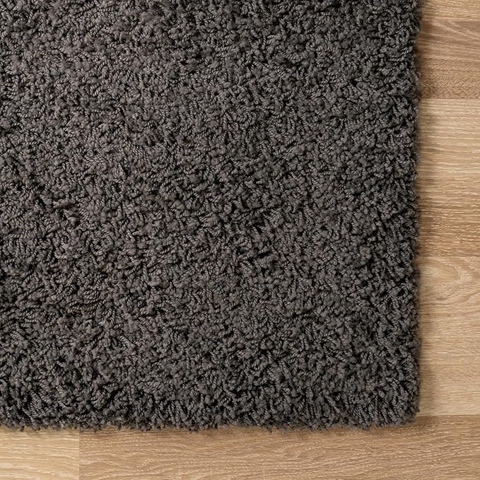 Unique Loom Solid Shag Collection Area Rug (4' 1" x 6' 1" Rectangle, Graphite Gray)