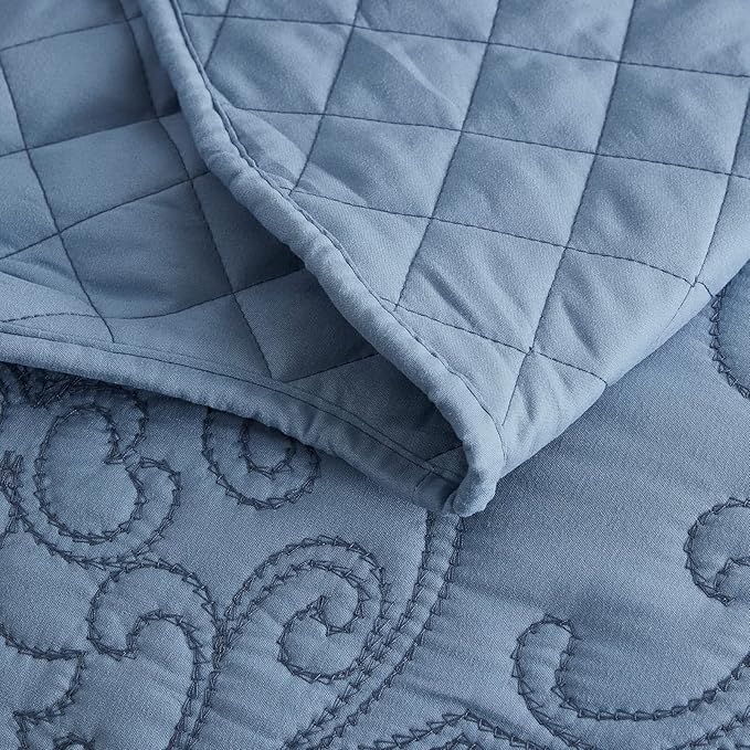 CHIXIN Bedspread Coverlet Quilt Set Full Size - Lightweight Bedding Cover - Beautiful Stitching - 5 Piece Reversible Bedspread - Luxury Damask Paisley Pattern (Full, Ashley Blue)