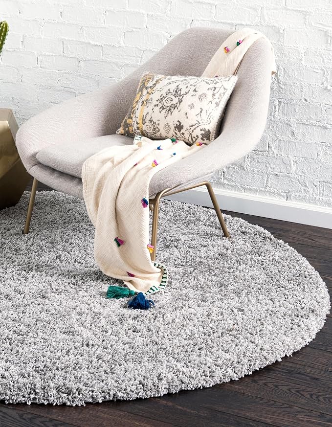 Unique Loom Solid Shag Collection Area Rug (5' 3" Round, Cloud Gray)