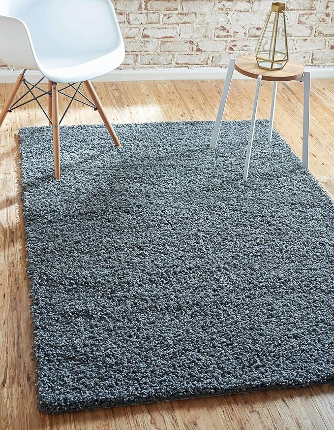 Unique Loom Solid Shag Collection Area Rug (4' 1" x 6' 1" Rectangle, Graphite Gray)