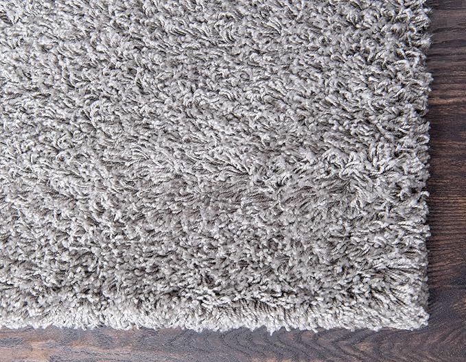 Unique Loom Solid Shag Collection Area Rug (7' 10" x 10' Rectangle, Cloud Gray)