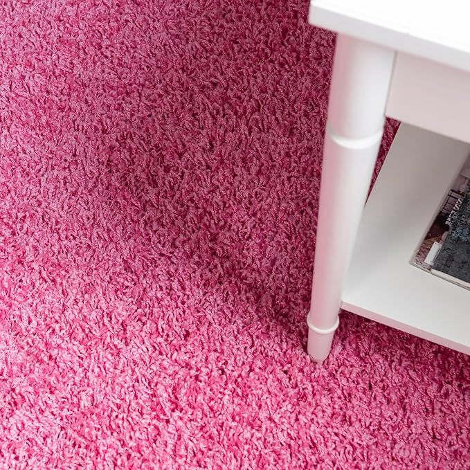 Unique Loom Solid Shag Collection Area Rug (4' 1" Round, Taffy Pink)