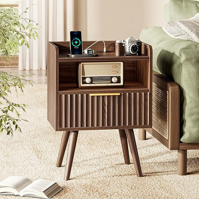 Huuger Nightstand with Charging Station, USB-C Port, Fluted Night Stand with Drawer, Bed Side Table with Solid Wood Feet, Open Storage, End Table with Raised Edge, for Bedroom, Walnut