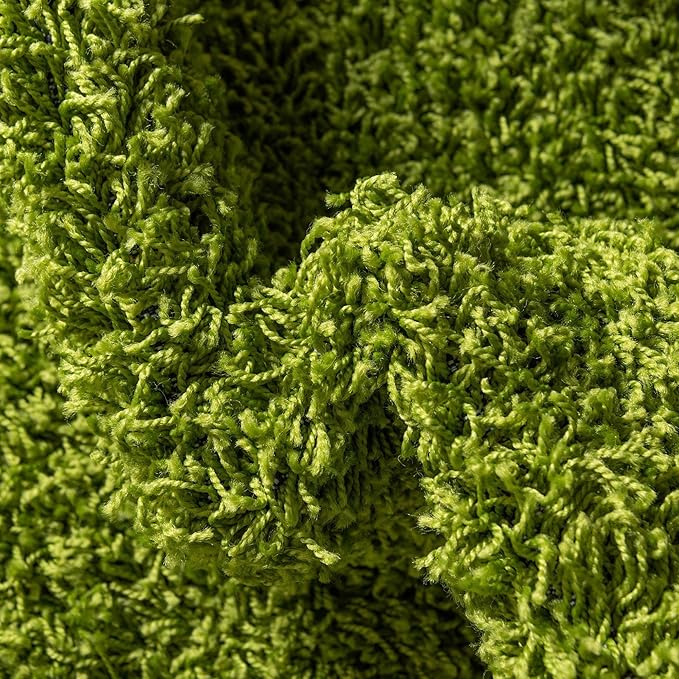 Unique Loom Solid Shag Collection Area Rug (3' 3" Round, Grass Green)